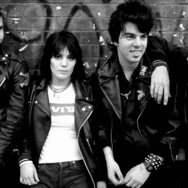 Joan Jett & The Blackhearts null
