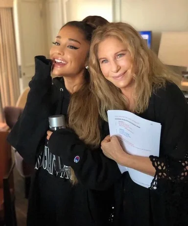 «Я очень горжусь тобой»: Барбра Стрейзанд восхитилась талантом Арианы Гранде