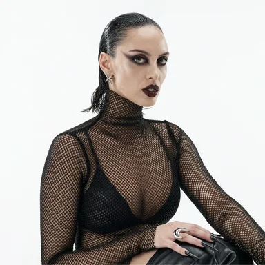Что ждать от новой музыки Sara Landry: второй альбом Divine Intervention и сингл Angel Dust
