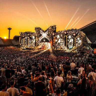 EDM-дайджест: UNTOLD ONE, Carl Cox и 200 артистов в Трансильвании