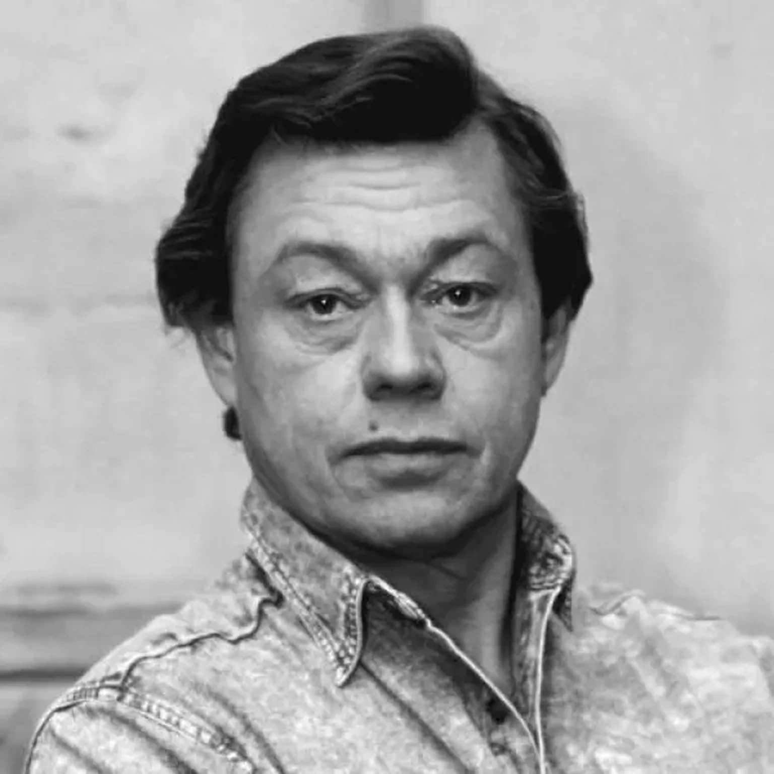 Николай Караченцов