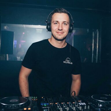 Кто сейчас в тренде: ТОП-5 русских EDM-диджеев в 2026 году