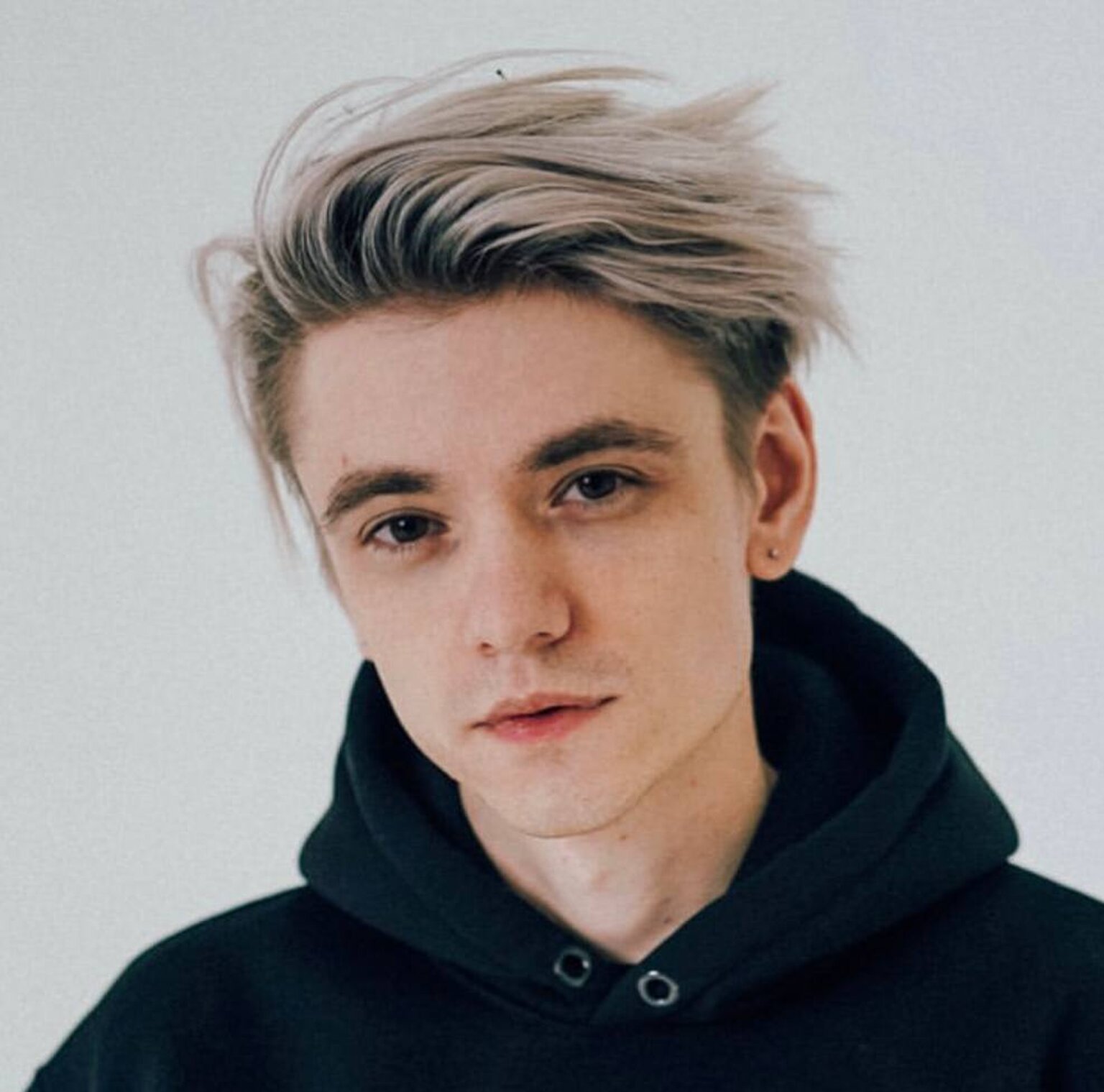 Женя Кротов