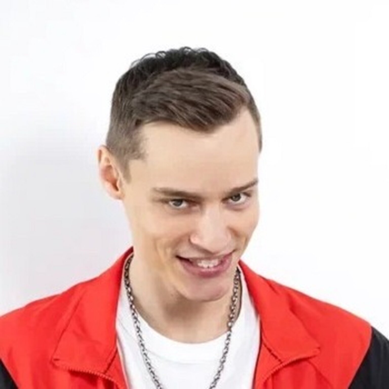 Артем Скоробогатый