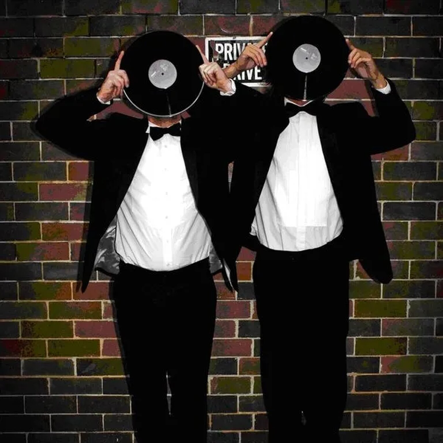 Yolanda Be Cool null