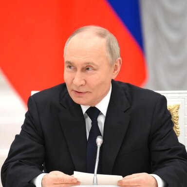 Коллектив DFM поздравляет Владимира Владимировича Путина с днём рождения!