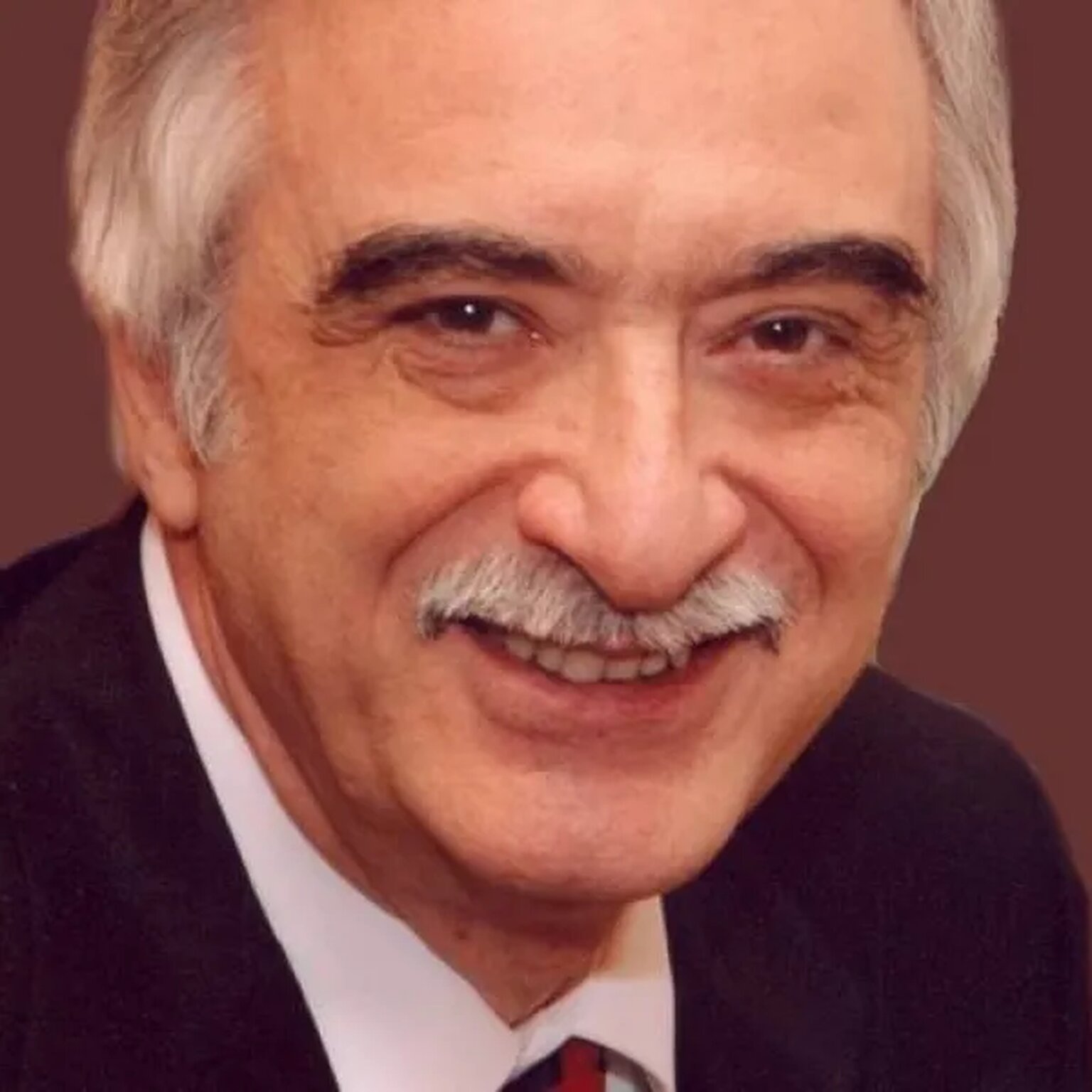 Полад Бюль-Бюль Оглы null