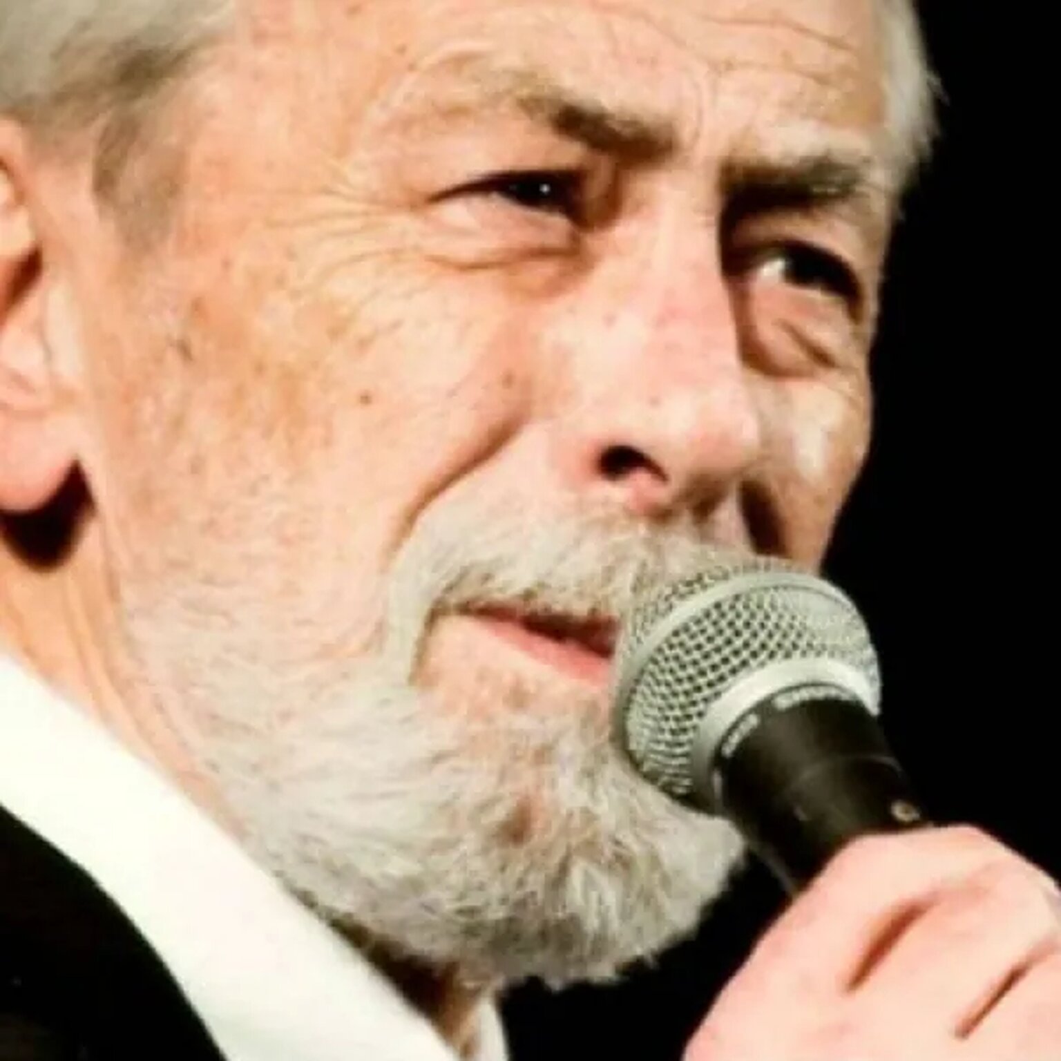 Вахтанг Кикабидзе