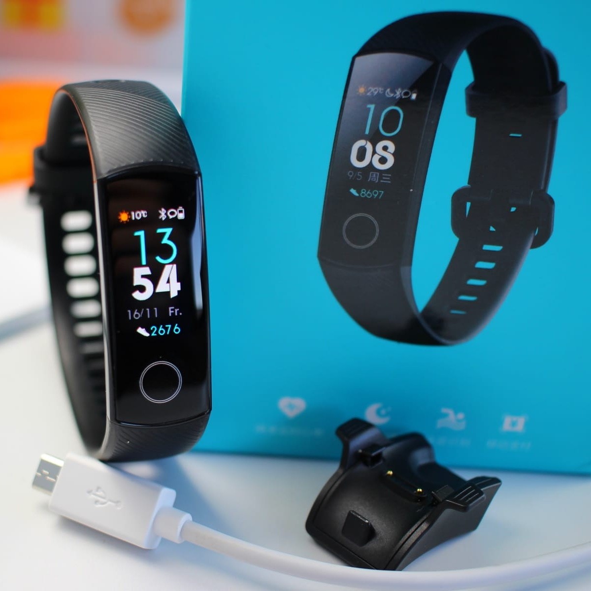 Подробности о новом браслете Xiaomi Mi Band 4 - Радио DFM | Москва 101.2